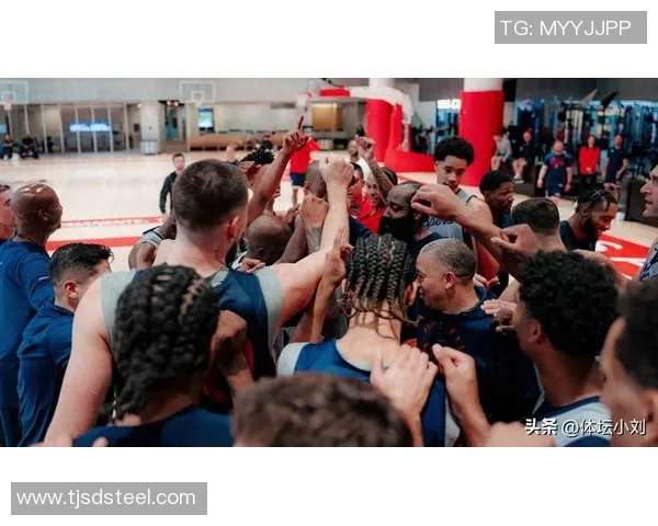 快船训练热潮涌动比尔合练小卡状态火热登炮组合齐心协力