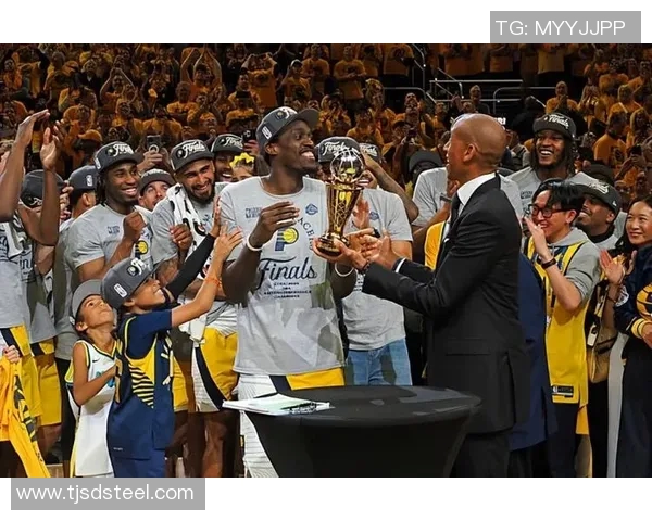 西亚卡姆荣膺NBA东部决赛MVP 场均24.8分5篮板 西亚卡姆荣膺NBA东部决赛MVP 场均24.8分5篮板