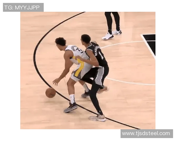 就往天上扔！文班亚马顺下接卡斯尔抛传空接暴扣