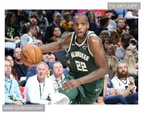 此前连续缺席9场！国王核心拉文今日复出对阵雄鹿，无时间限制