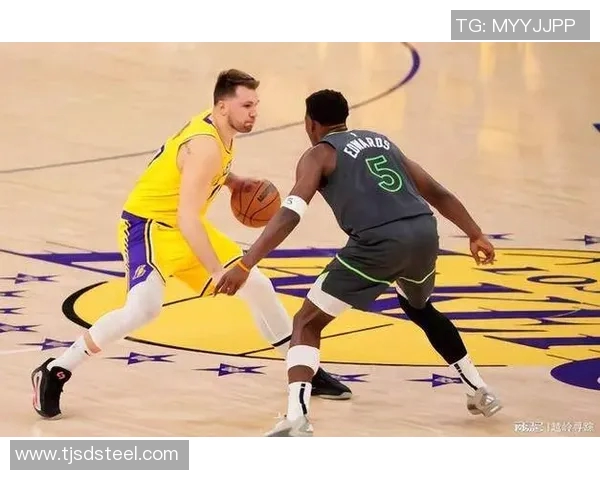 带不动！东契奇38+10+10，湖人首发四人合计仅31+3